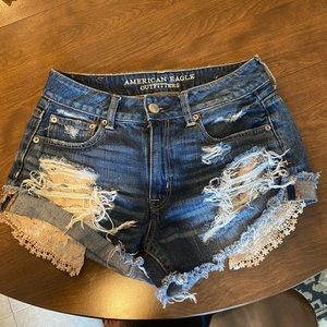 American eagle jean shorts w/ lace pockets